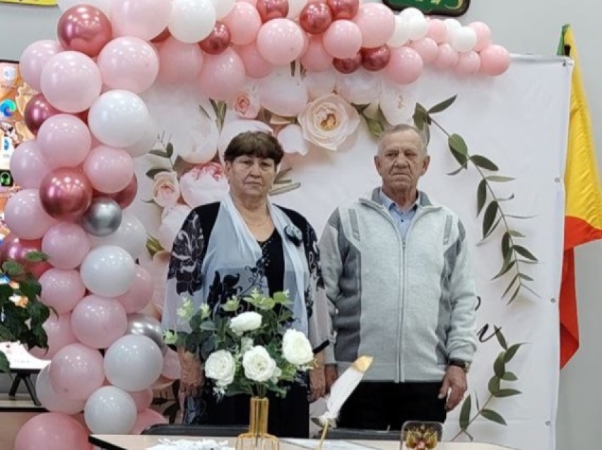 Семейные ценности крепче с годами: 50 лет брака отметили супруги из Чернышевска